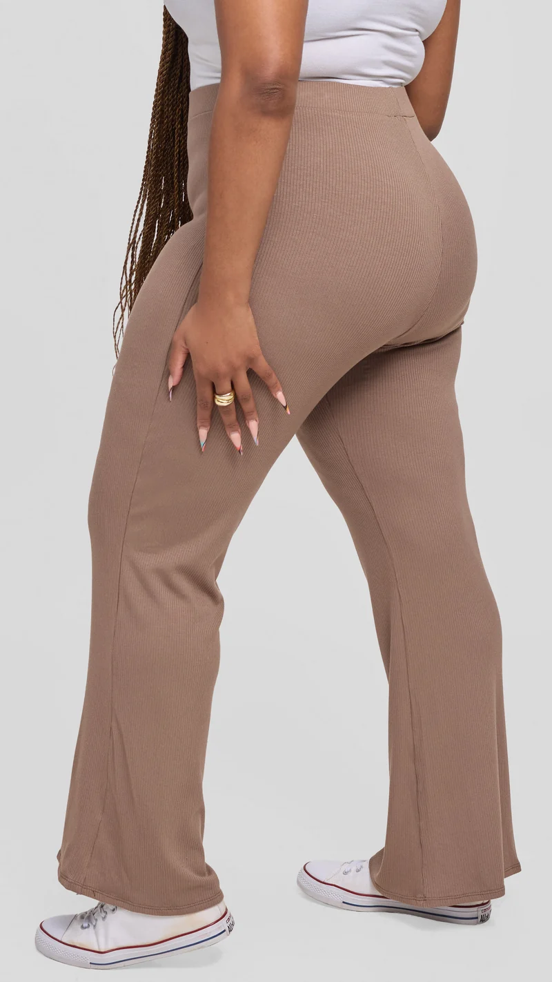 Vivo Studio Flared Pants in Rib - Taupe