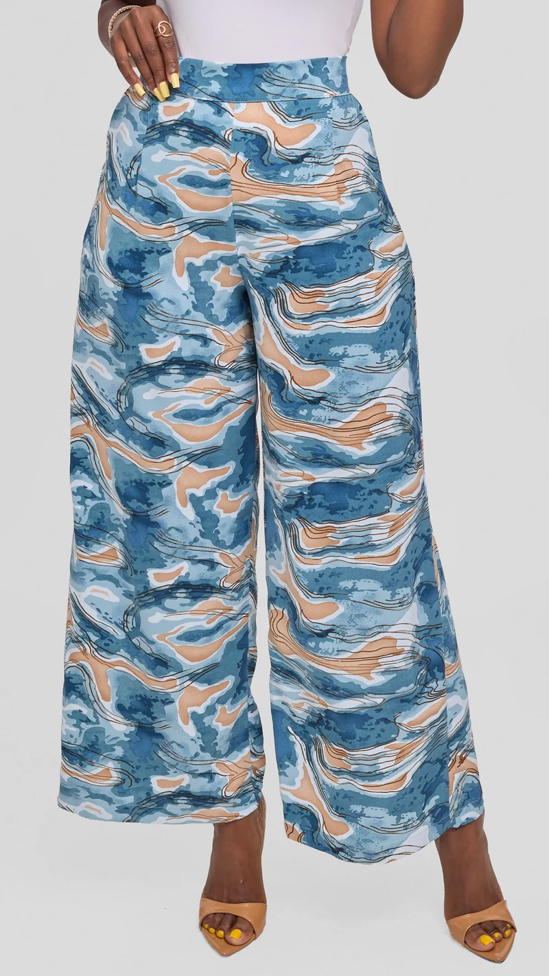 Vivo Maisha Straight Leg Pants in Crepe - Brown / Blue Print