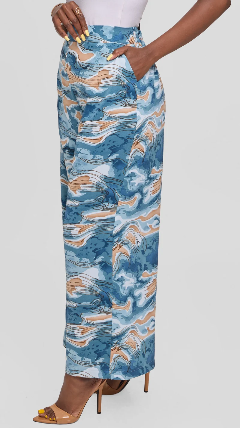 Vivo Maisha Straight Leg Pants in Crepe - Brown / Blue Print