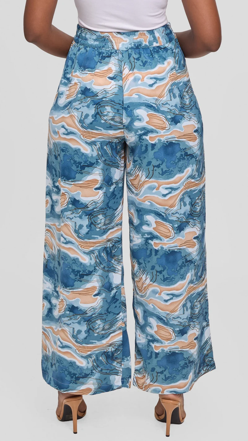 Vivo Maisha Straight Leg Pants in Crepe - Brown / Blue Print