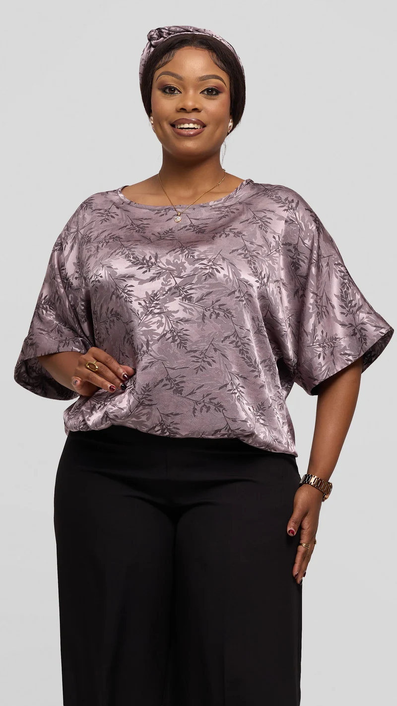 Vivo Liora Drawstring Kimono Sleeve Top in Textured Satin - Taupe Print