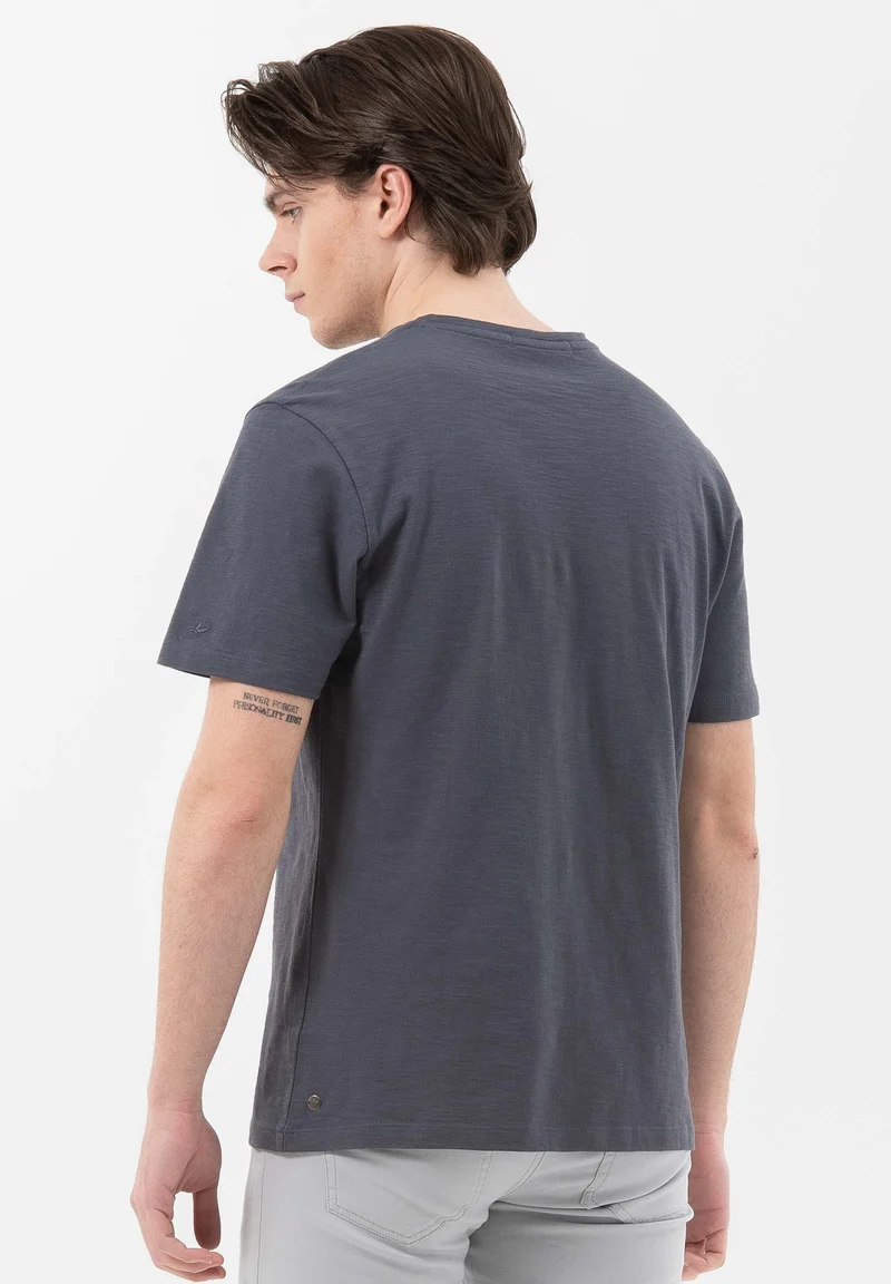 Basic T-Shirt aus Bio-Baumwolle