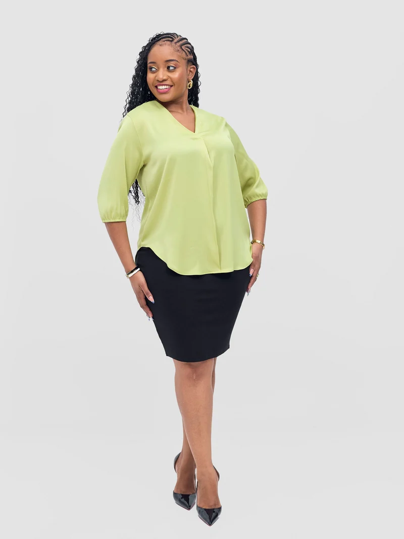 Vivo Dua 3/4 Sleeved V Neck Shirt in Crepe - Lime