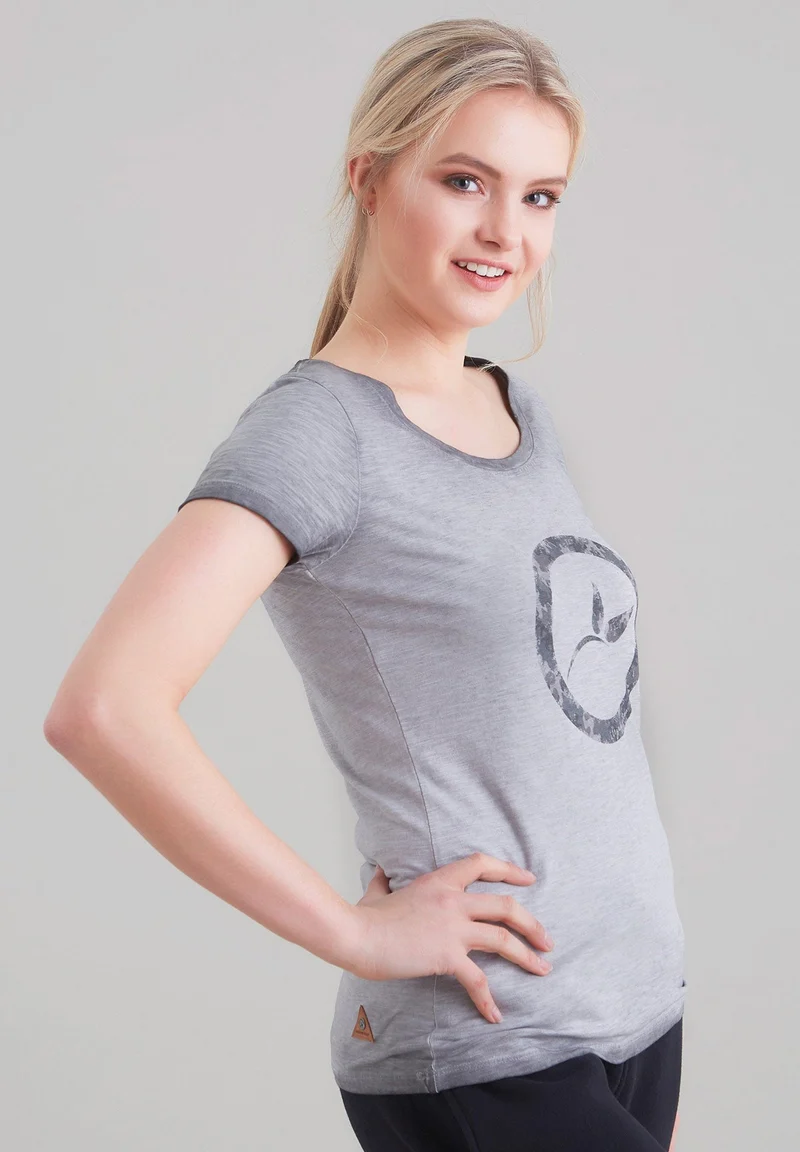 Garment Dyed T-Shirt aus Bio-Baumwolle mit Logo-Print