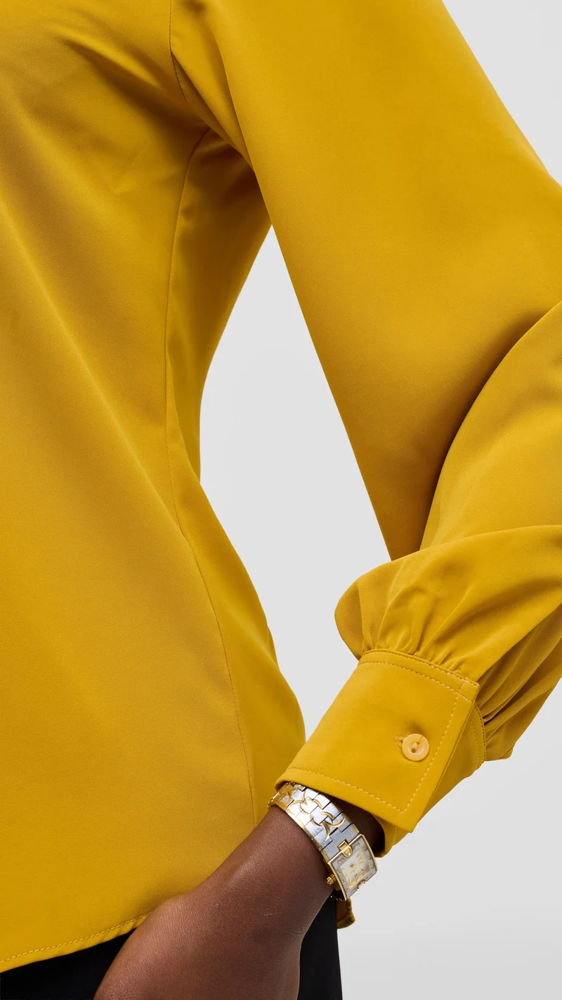 Vivo Ajani V-Neck Top in Crepe - Mustard