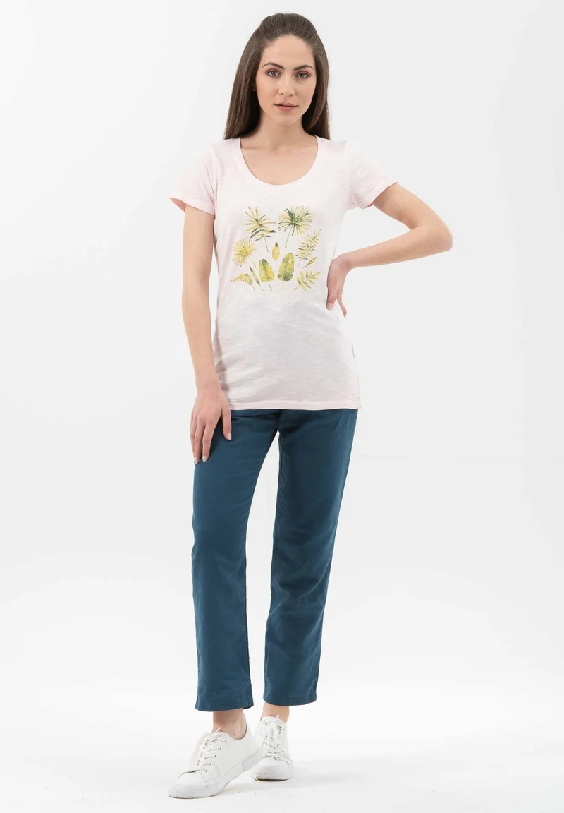 Garment Dyed T-Shirt aus Bio-Baumwolle mit Blatt-Print