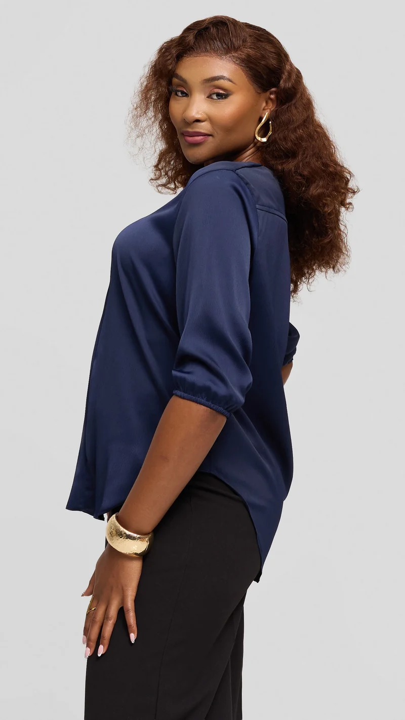 Vivo Dua Shirt in Textured Satin - Navy