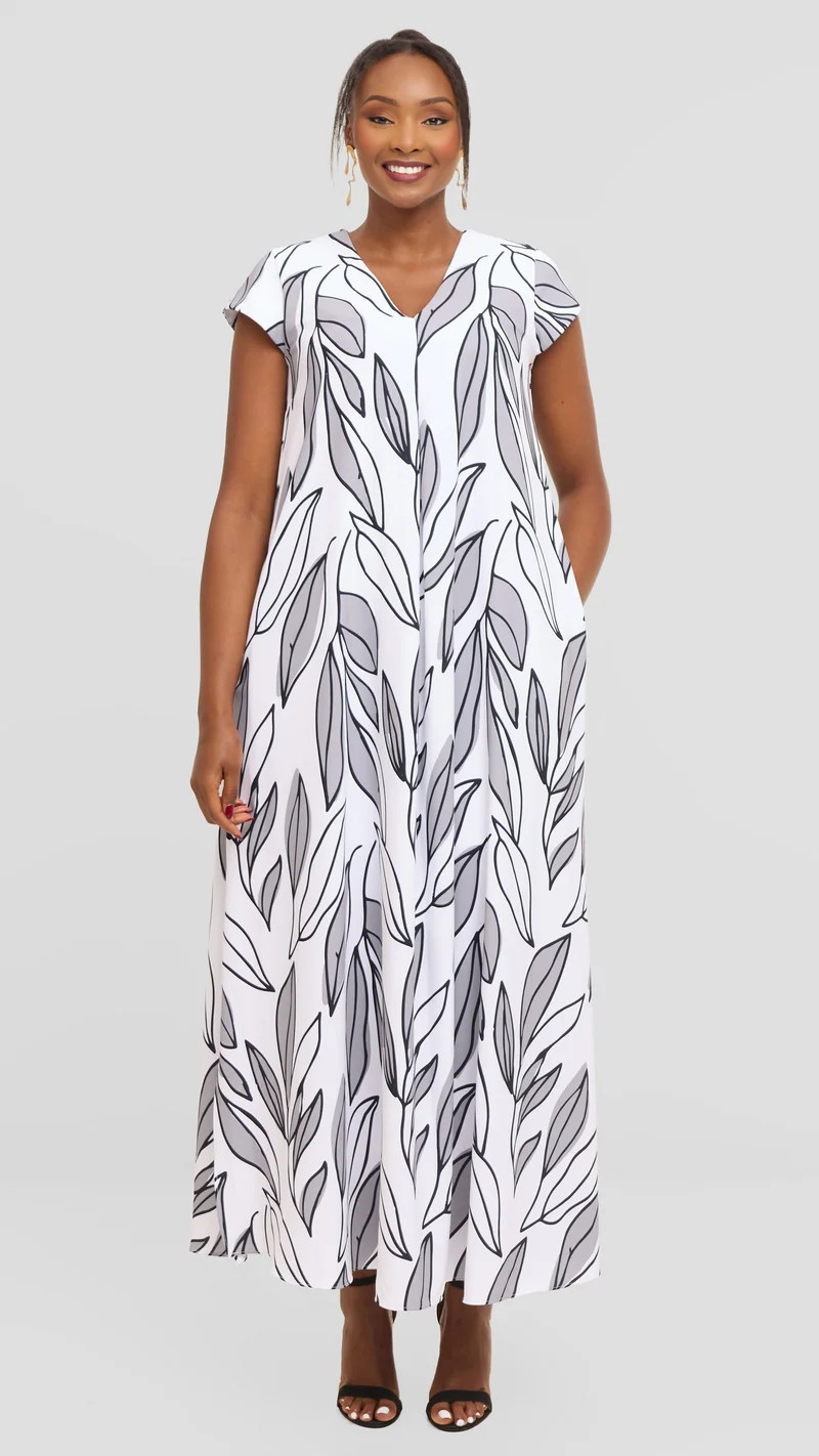 Vivo Kani Cap Sleeve Maxi Dress in Textured Crepe - White / Black Zera Print