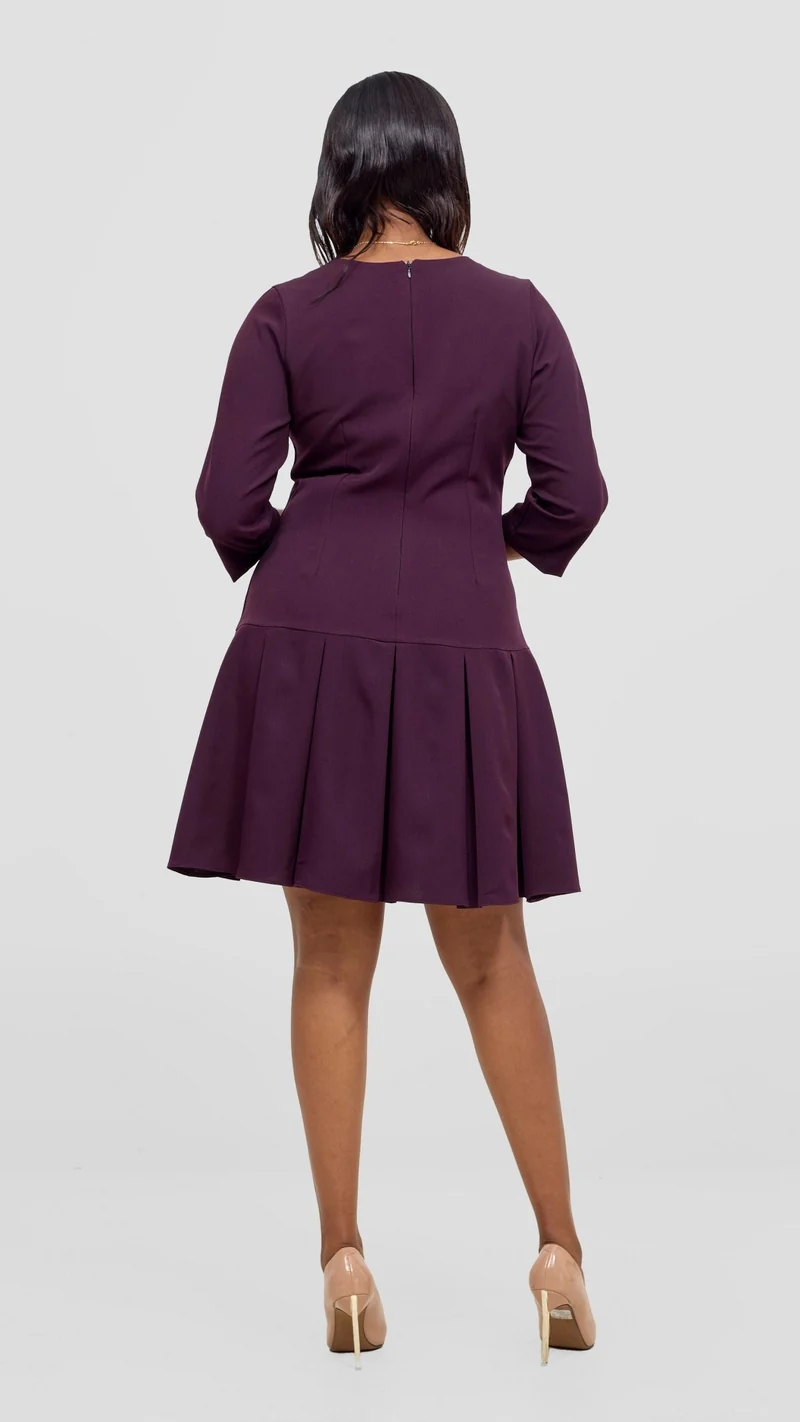 Vivo Diella 3/4 Sleeve Pleated Dress - Mulberry