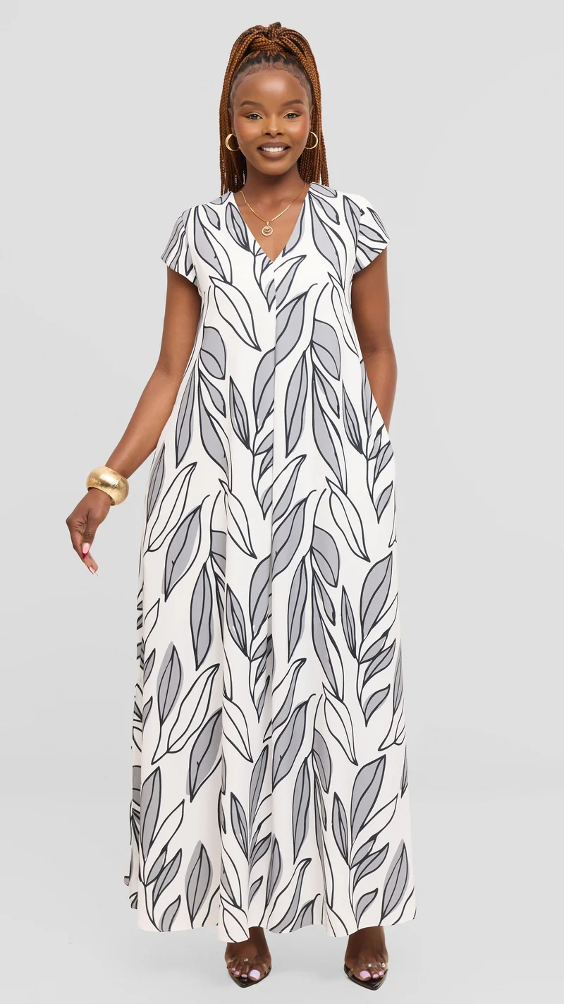 Vivo Kani Cap Sleeve Maxi Dress in Textured Crepe - Off White / Black Zera Print