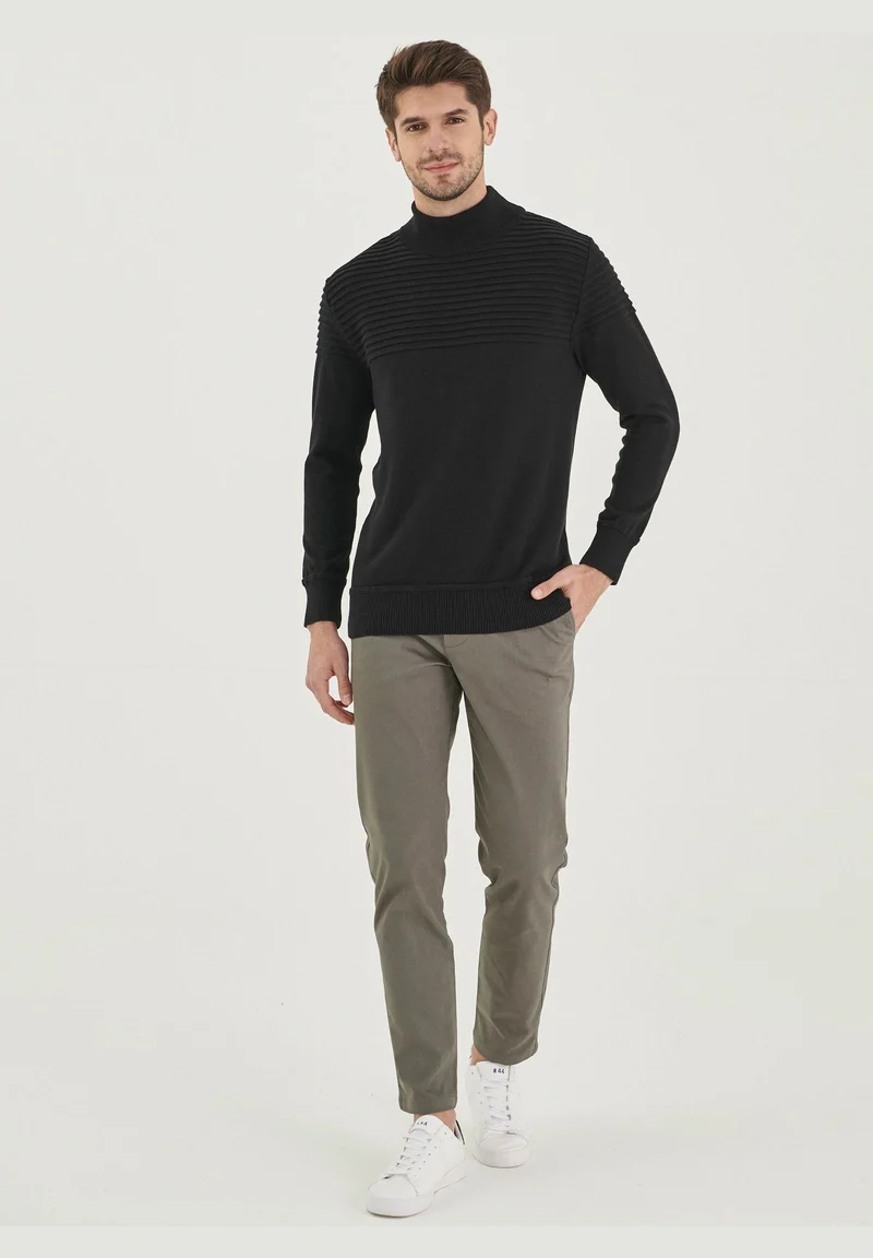 Rollkragenpullover aus Bio-Baumwolle