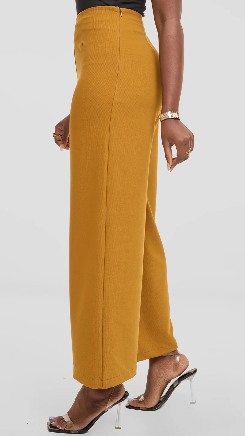 Vivo Diella Wide Leg Pants in Twill - Gold