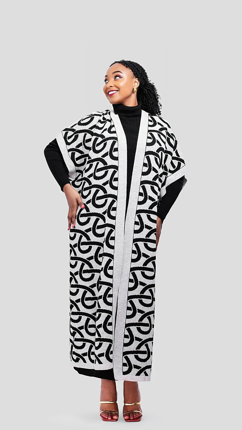 The Fashion Frenzy Kimono - Champagne / Black
