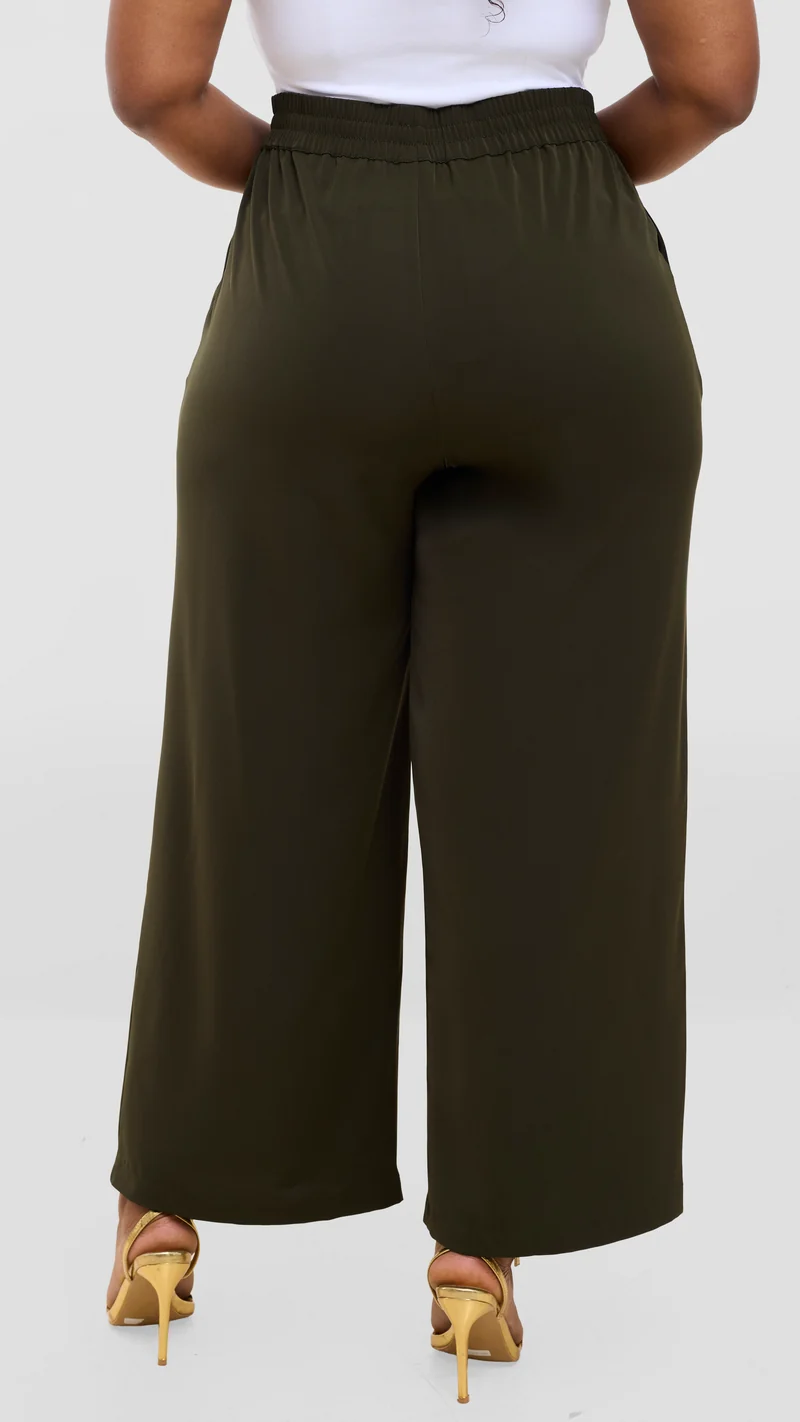 Vivo Liora Wide Leg Pants in Crepe - Hunters