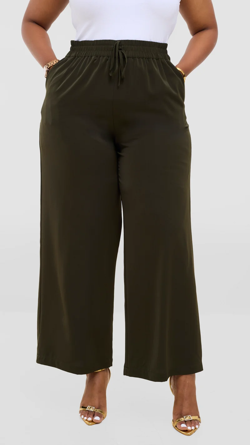 Vivo Liora Wide Leg Pants in Crepe - Hunters