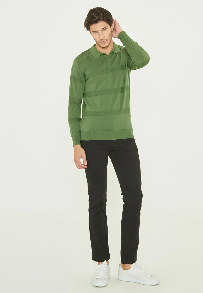 Polokragenpullover aus Bio-Baumwolle