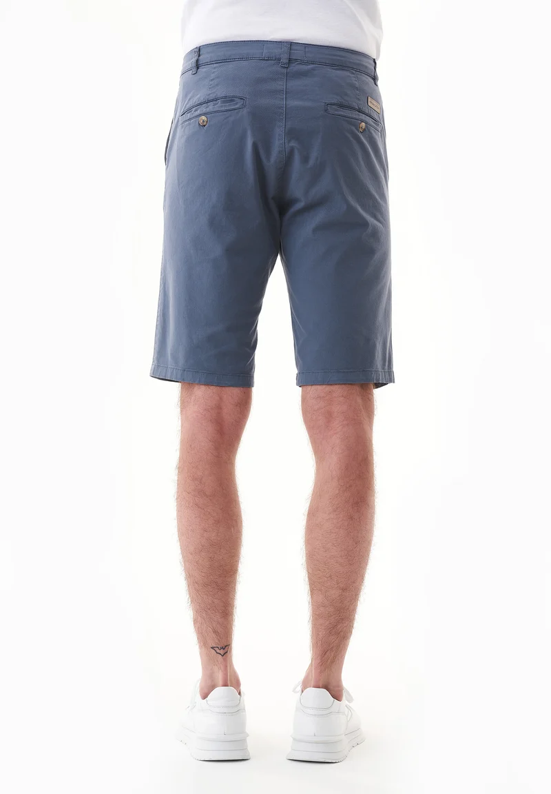Slim-Fit Chino-Shorts aus Bio-Baumwolle