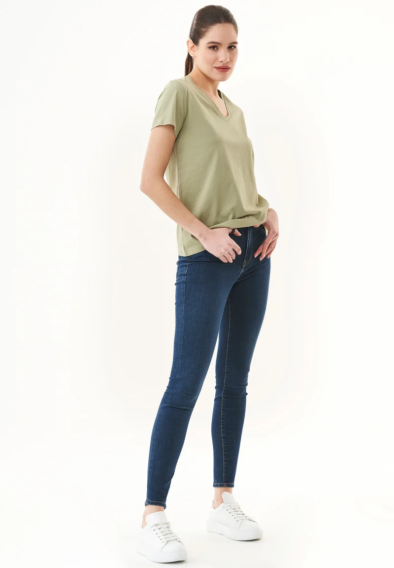 Natural Dye T-Shirt aus Bio-Baumwolle