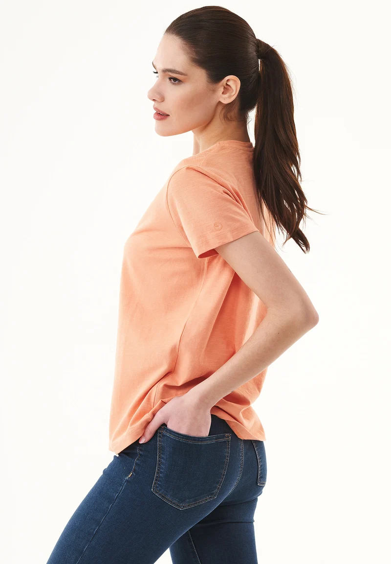 Basic T-Shirt aus Bio-Baumwolle