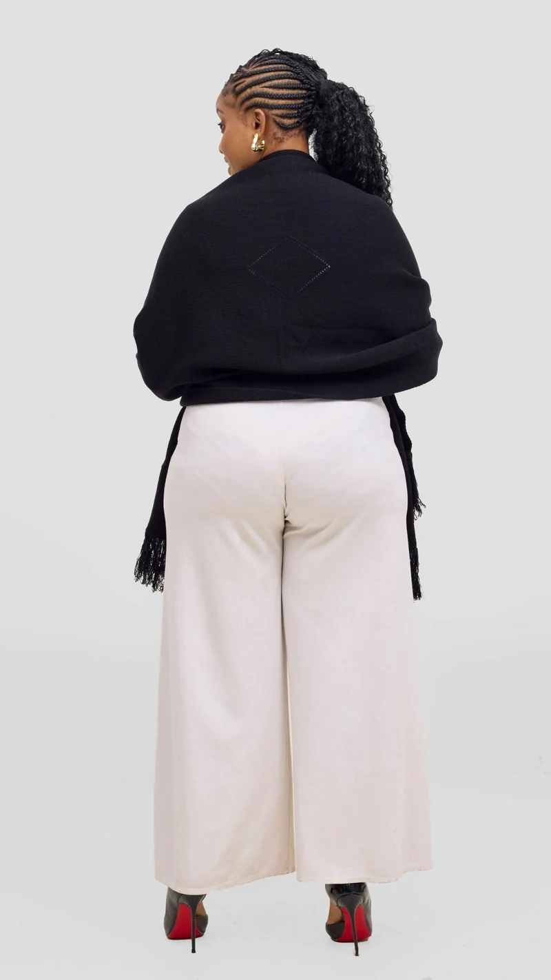Anel's Diamond Poncho - Black