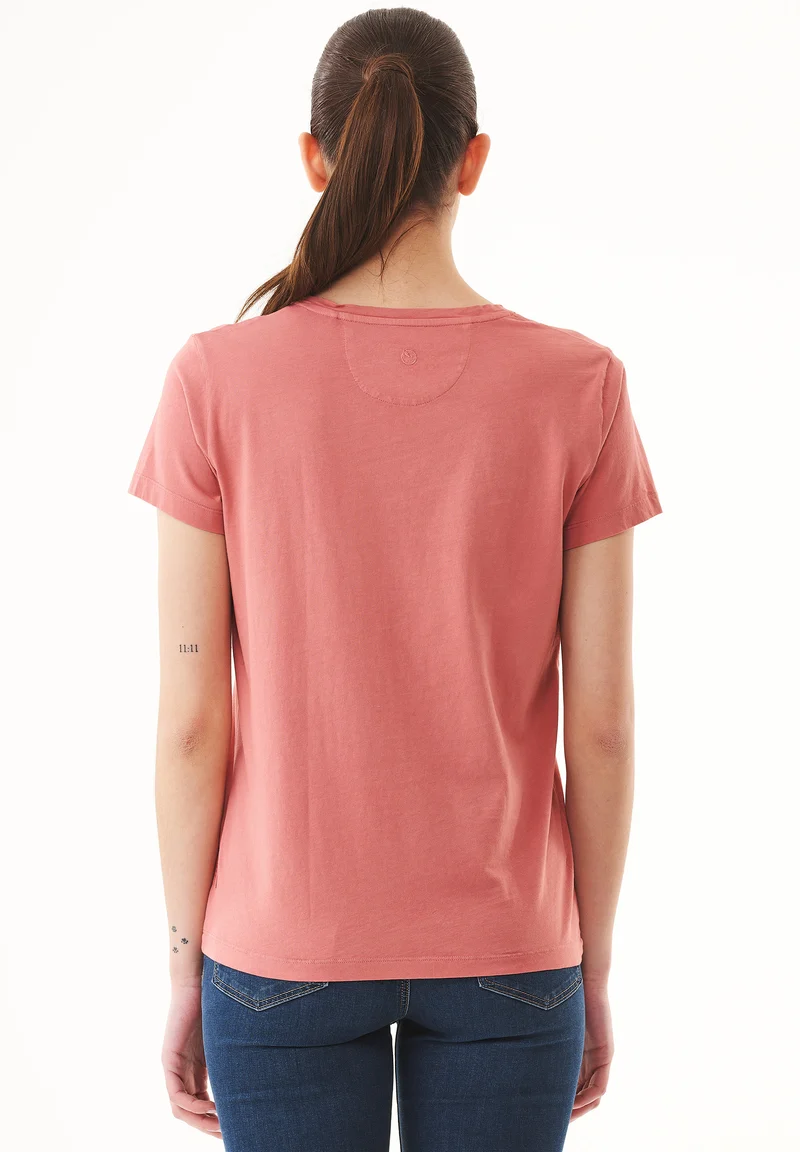 Natural Dye T-Shirt aus Bio-Baumwolle