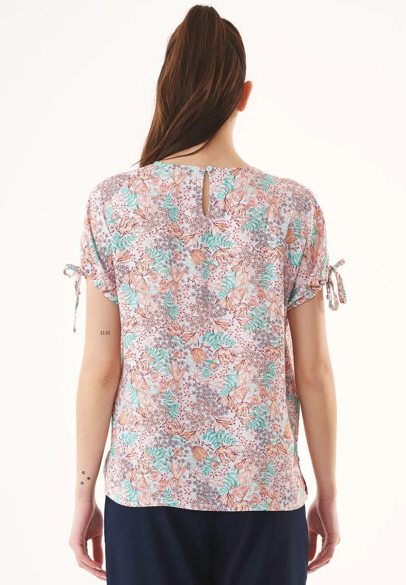 Bluse aus LENZING™ ECOVERO™
