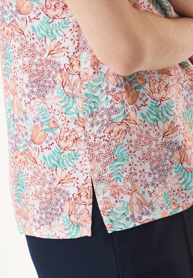 Bluse aus LENZING™ ECOVERO™