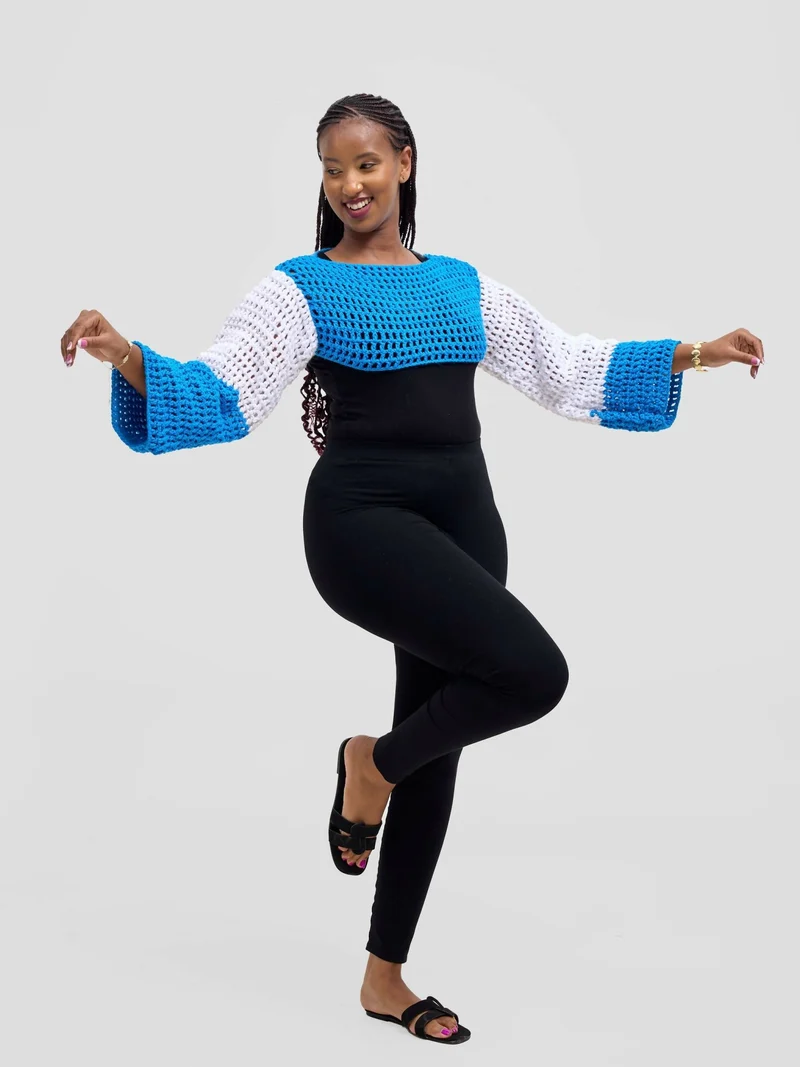 Twist & Turn Shrug Top - Blue / White