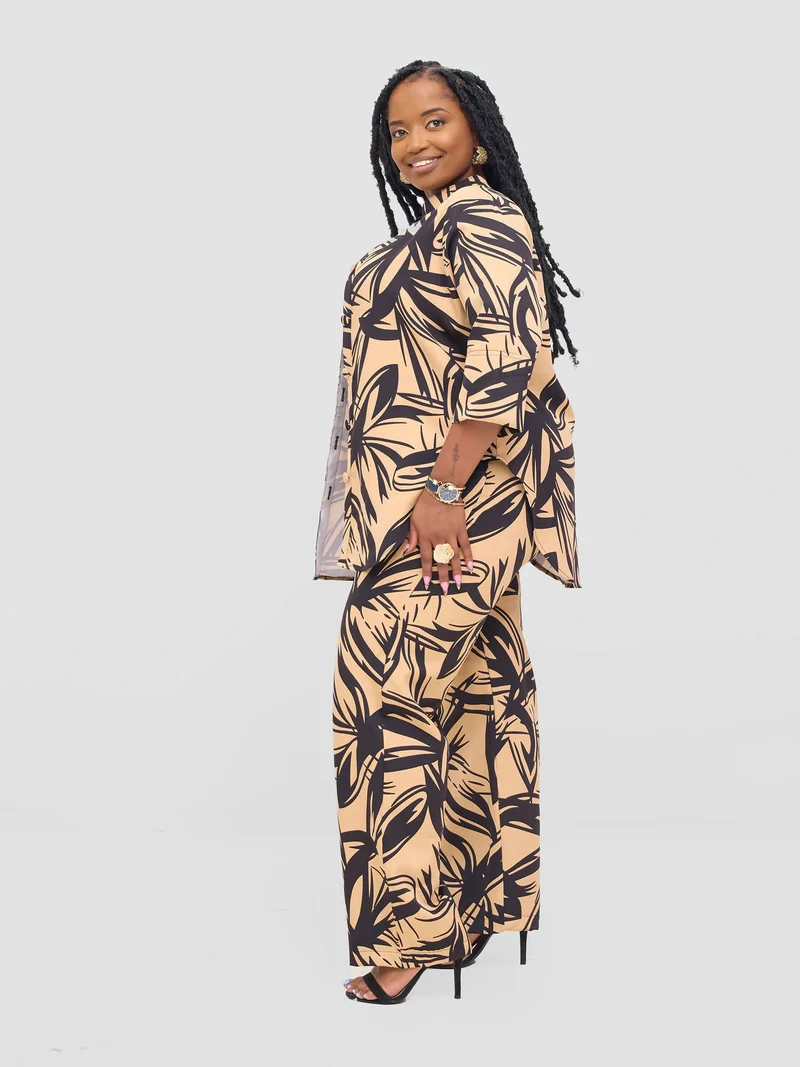 HOT Davina Two Piece Set - Beige / Black