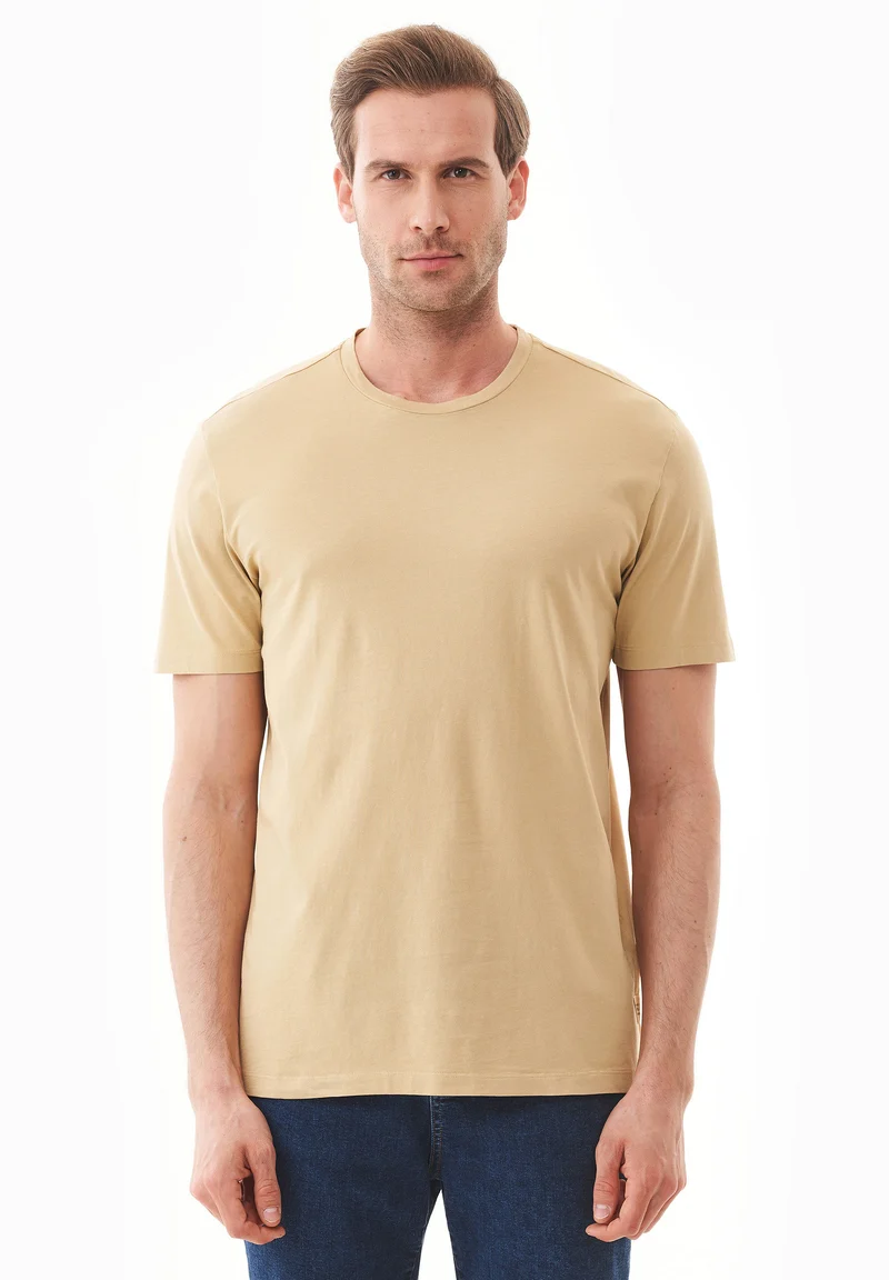 Natural Dye T-Shirt aus Bio-Baumwolle