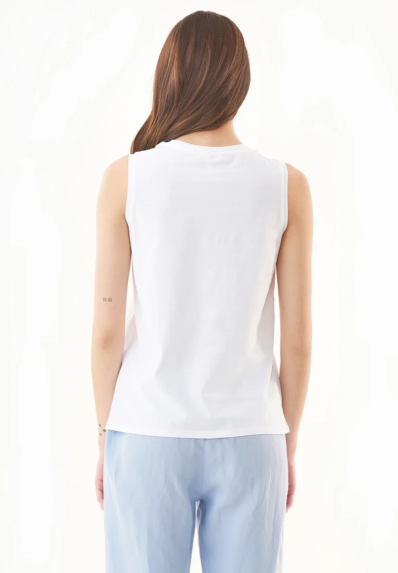 Top aus TENCEL™ Modal und Bio-Baumwolle