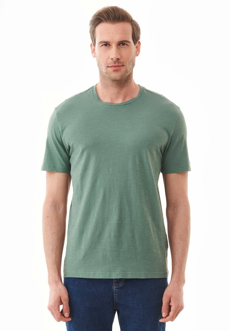 Basic T-Shirt aus Bio-Baumwolle