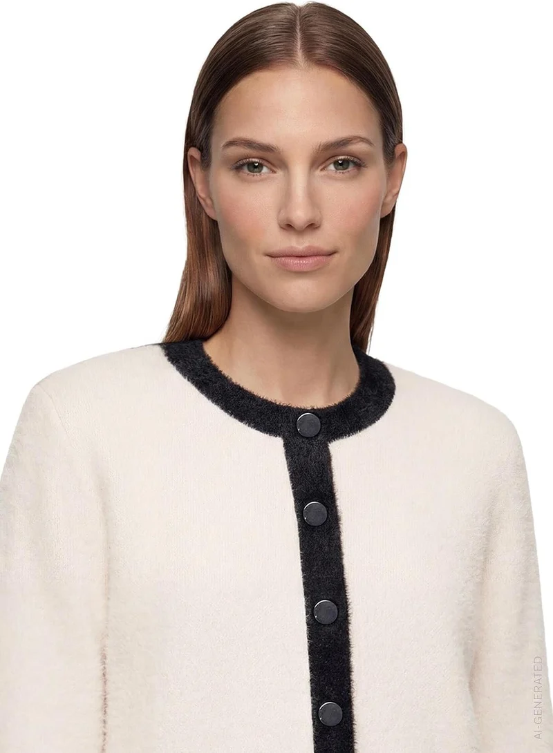 Betty Barclay Strickjacke Kurz 1/1 Arm - 37_54872016_7997