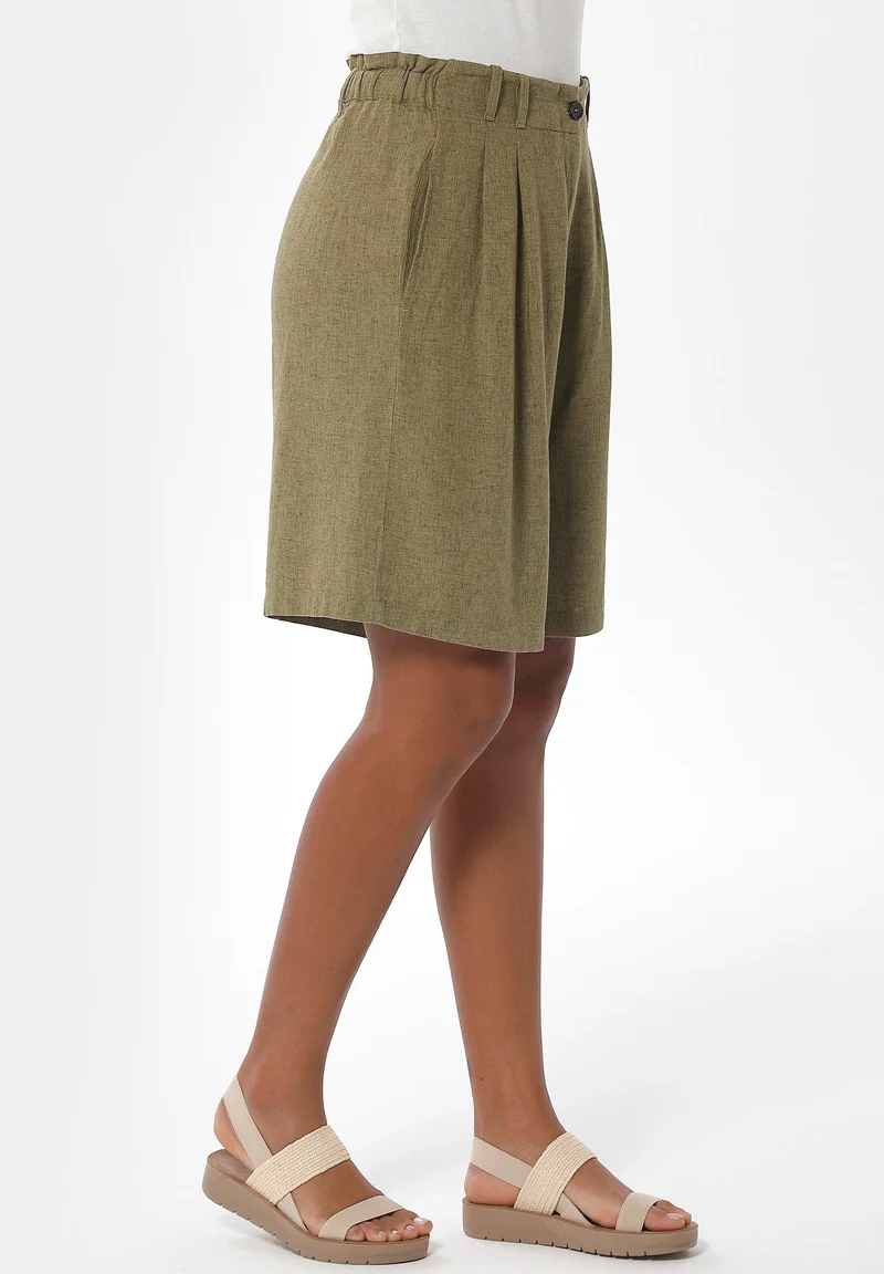 Shorts aus LENZING™ ECOVERO™ und Leinen