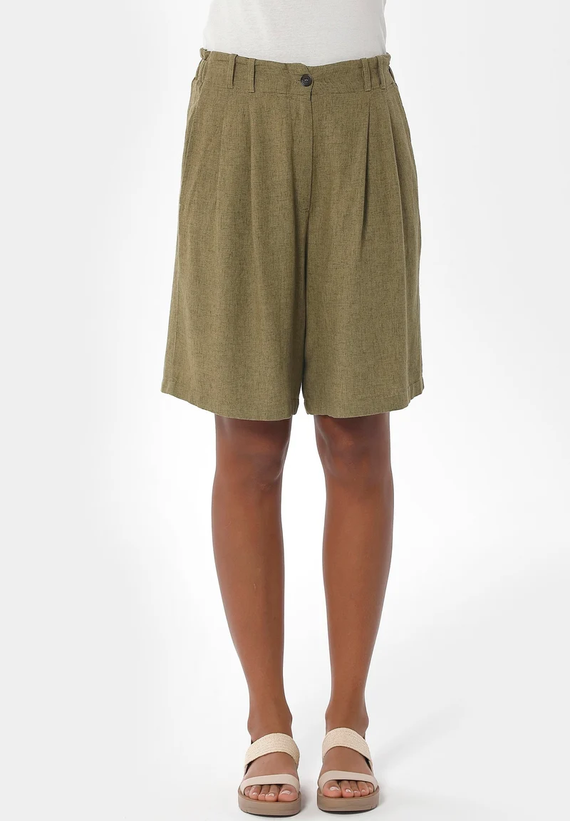 Shorts aus LENZING™ ECOVERO™ und Leinen