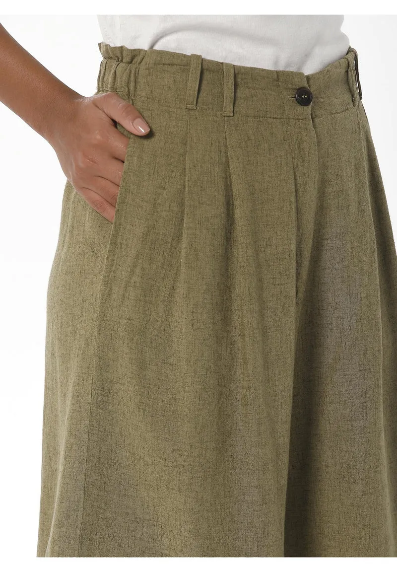 Shorts aus LENZING™ ECOVERO™ und Leinen