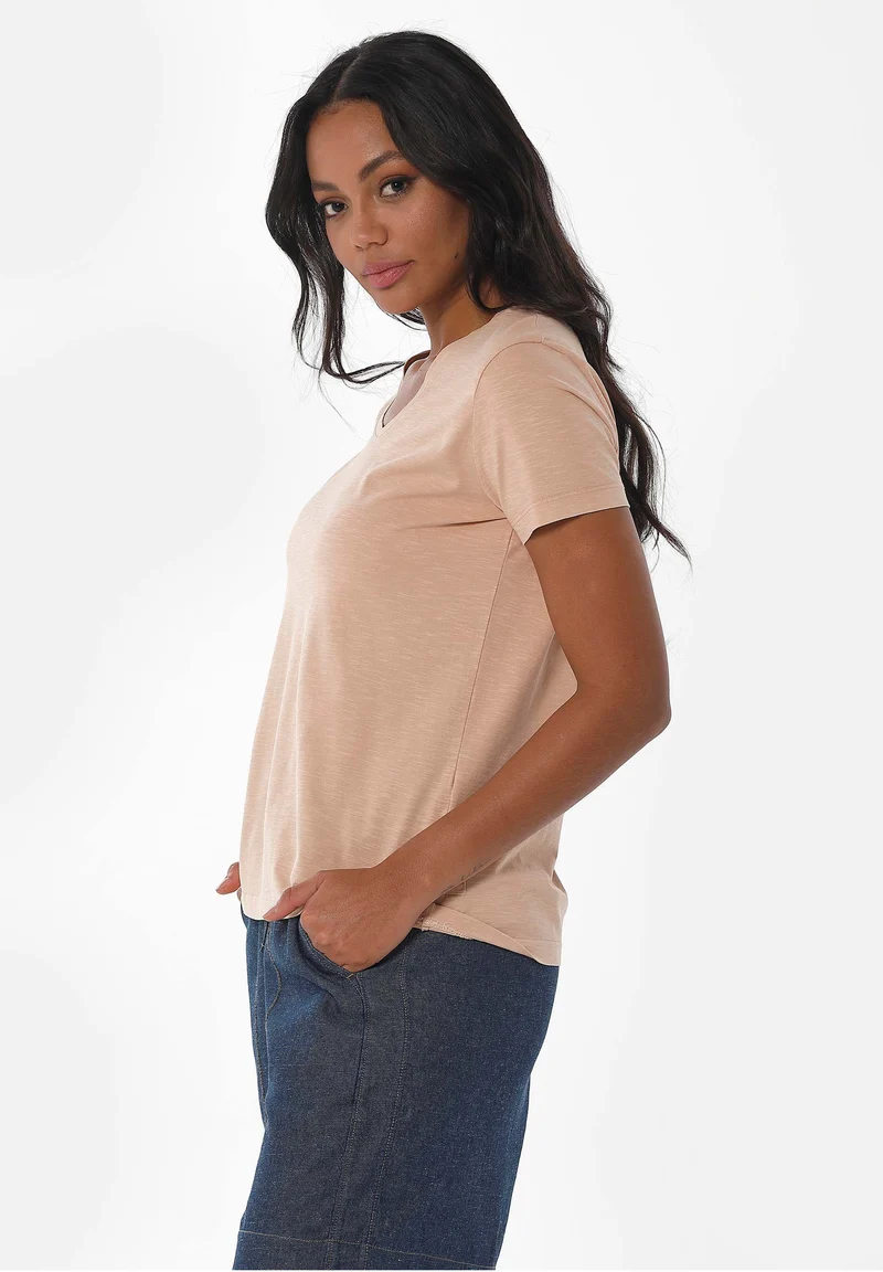 Natural Dyed T-Shirt aus Bio-Baumwolle