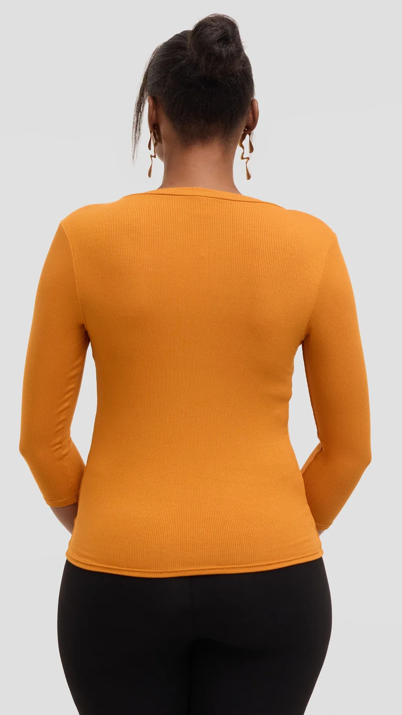 Vivo 3/4 Sleeve Crew Neck Top in Rib - Dark Mustard