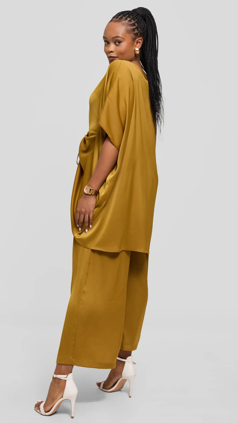 Vivo Wide Leg Pants in Textured Satin - Dark Olive
