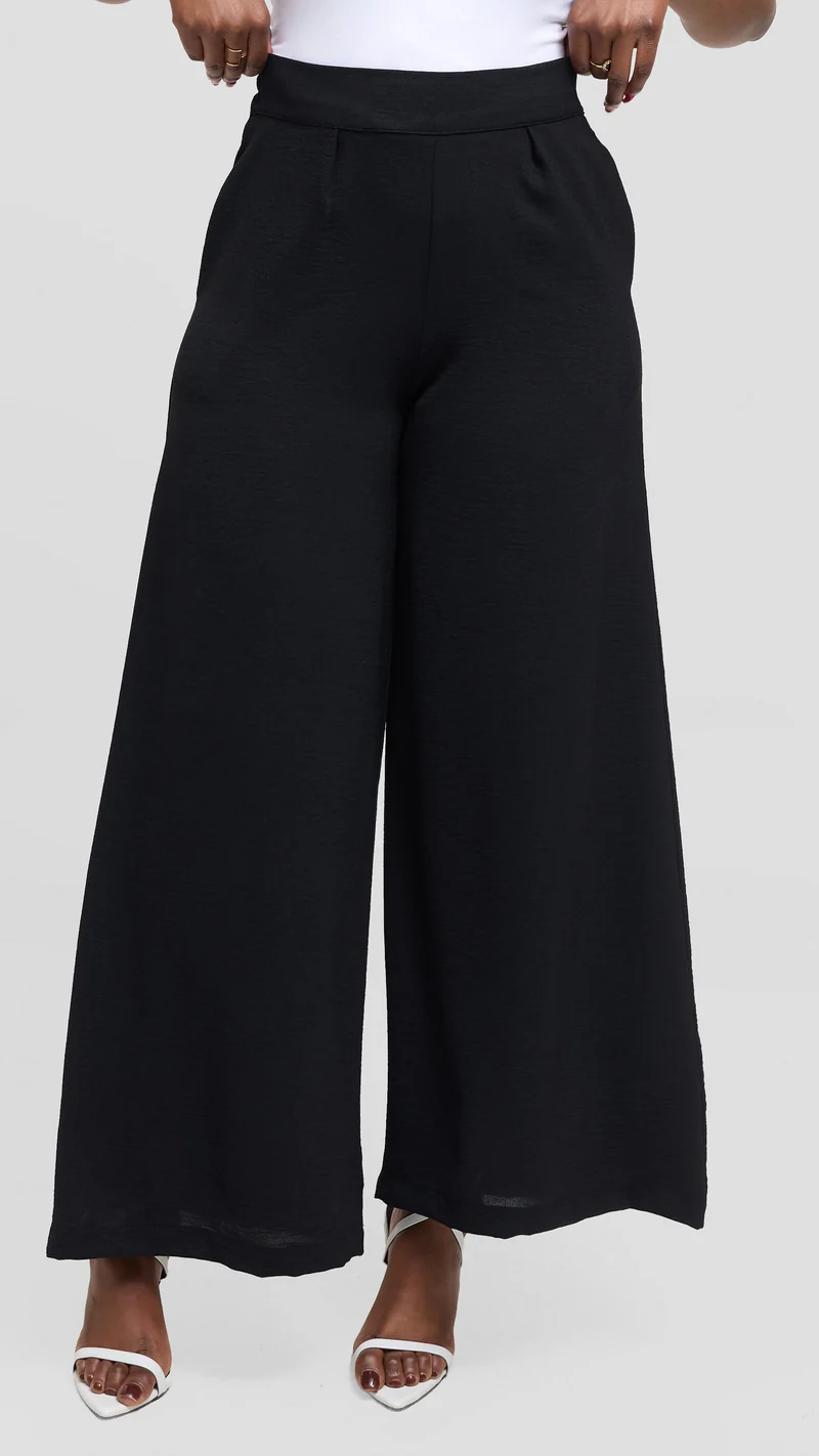 Vivo Wide Leg Pants in Crepe - Black
