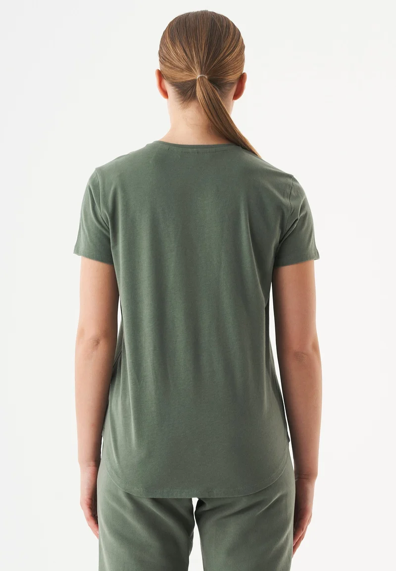 TUBA Basic T-Shirt aus Bio-Baumwolle mit V-Ausschnitt