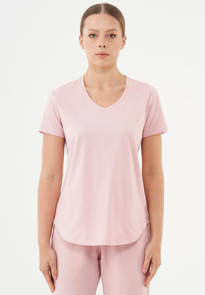 TUBA Basic T-Shirt aus Bio-Baumwolle mit V-Ausschnitt