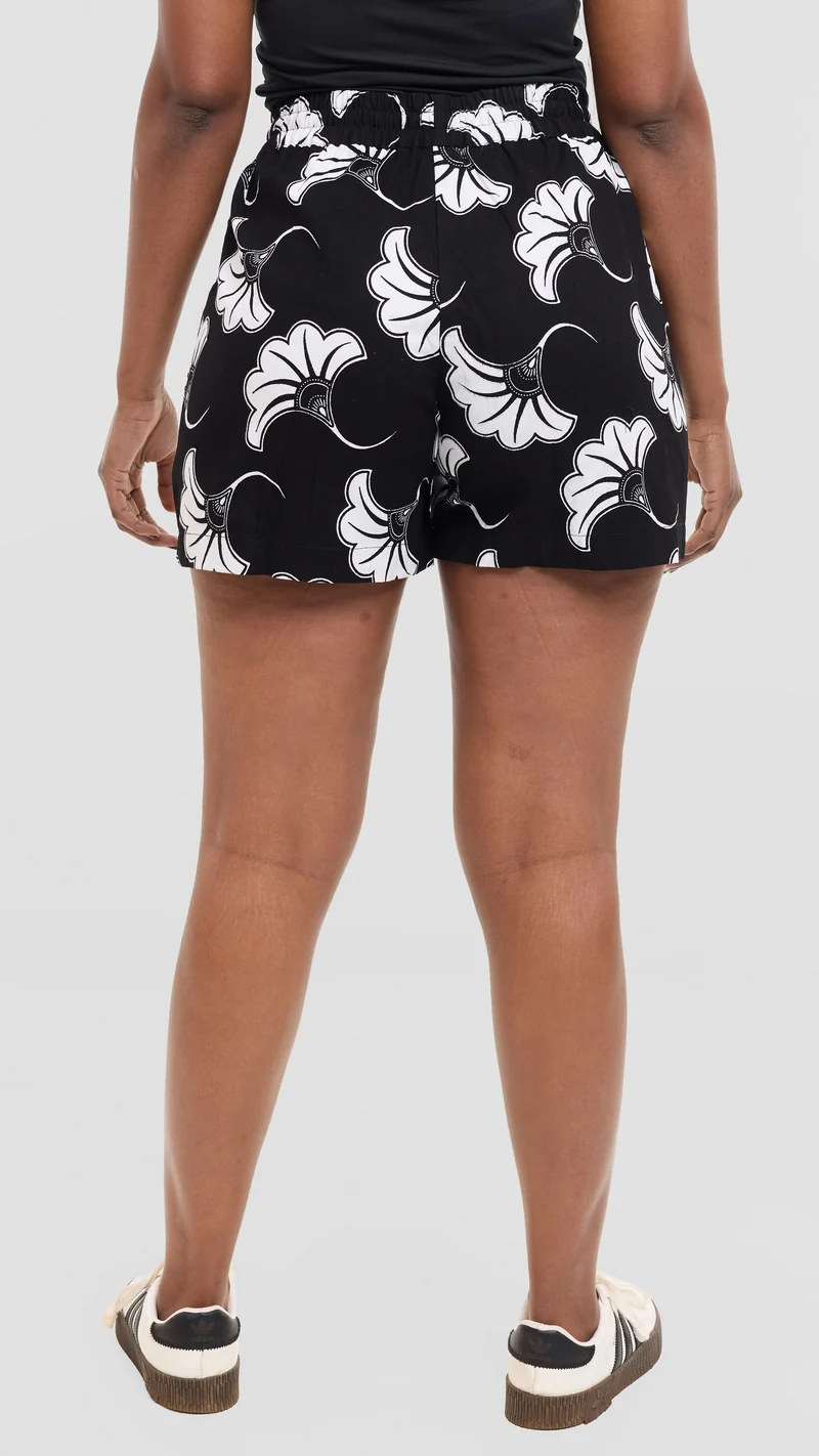 Safari by Vivo Zehra Kitenge Shorts - Pollo Print