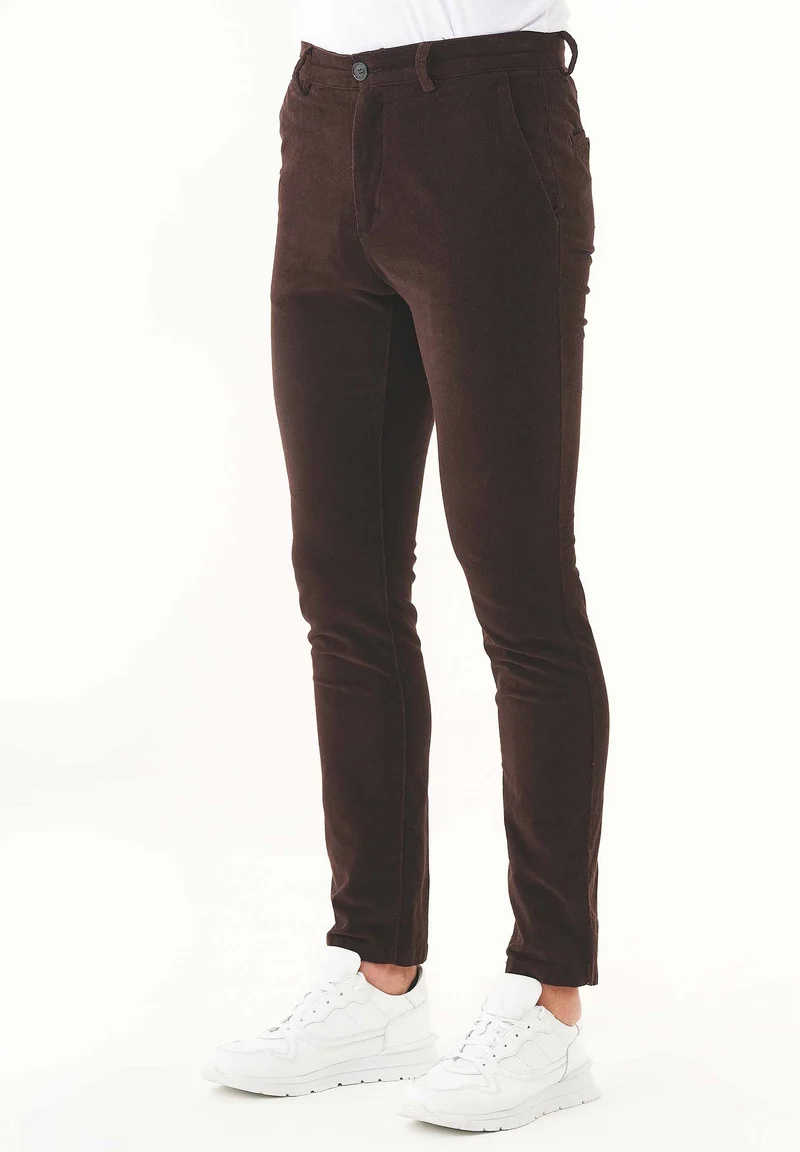 Slim Cordhose aus Bio-Baumwolle