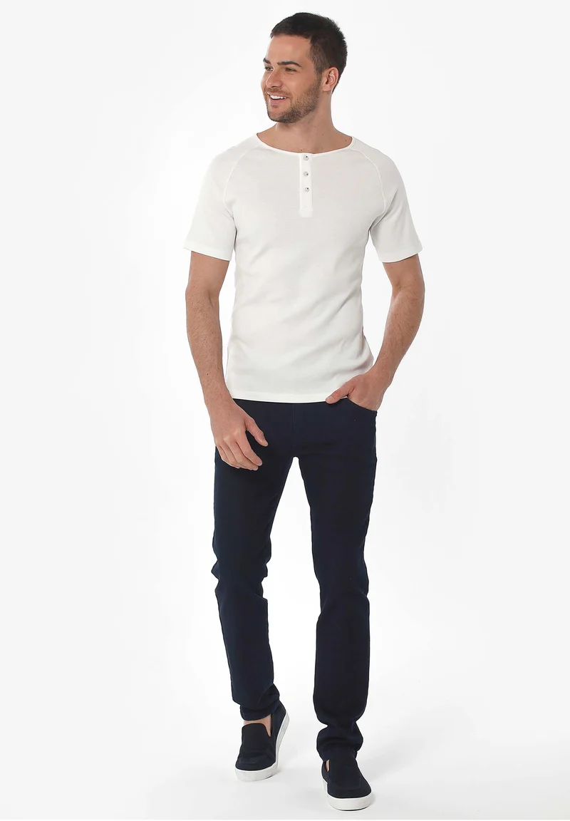 Henley-Shirt aus Bio-Baumwolle mit Raglanärmeln