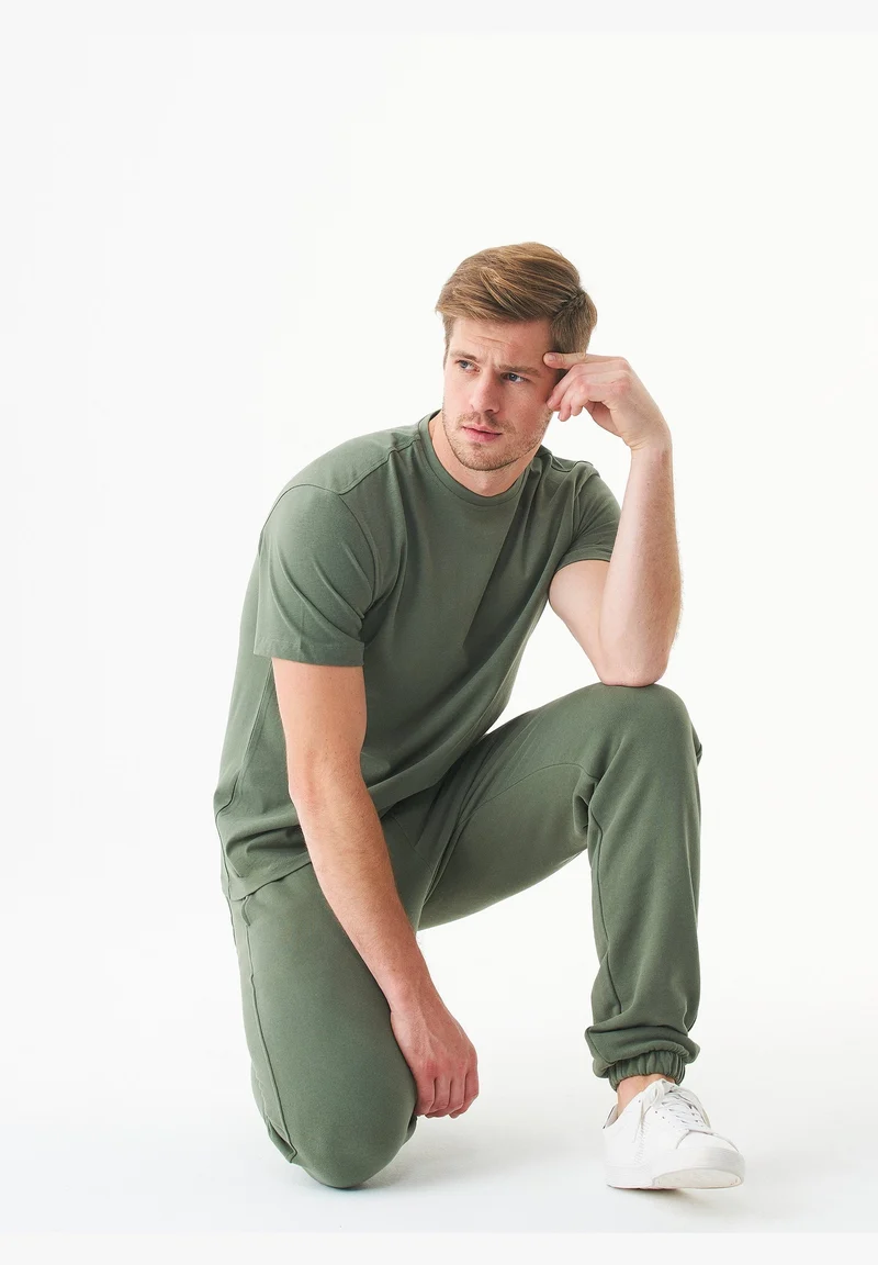 TILLO Unisex Basic T-Shirt aus Bio-Baumwolle