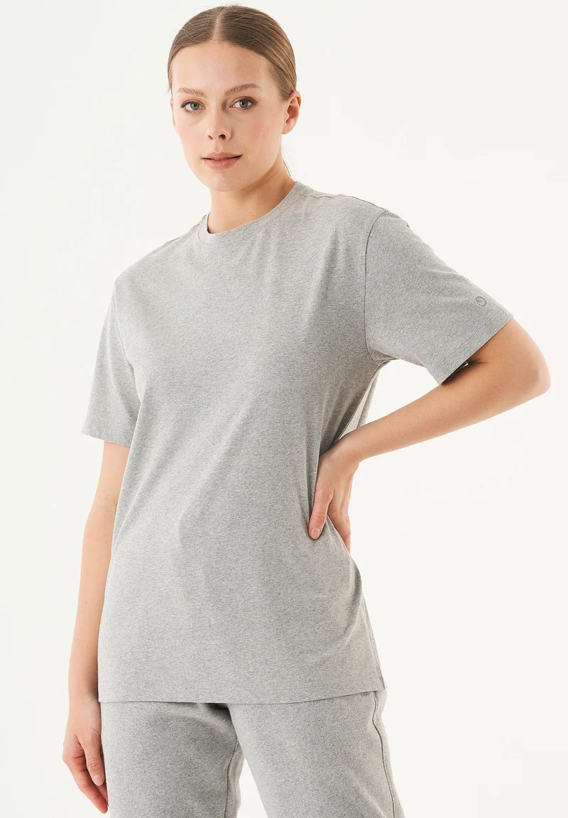 TILLO Unisex Basic T-Shirt aus Bio-Baumwolle
