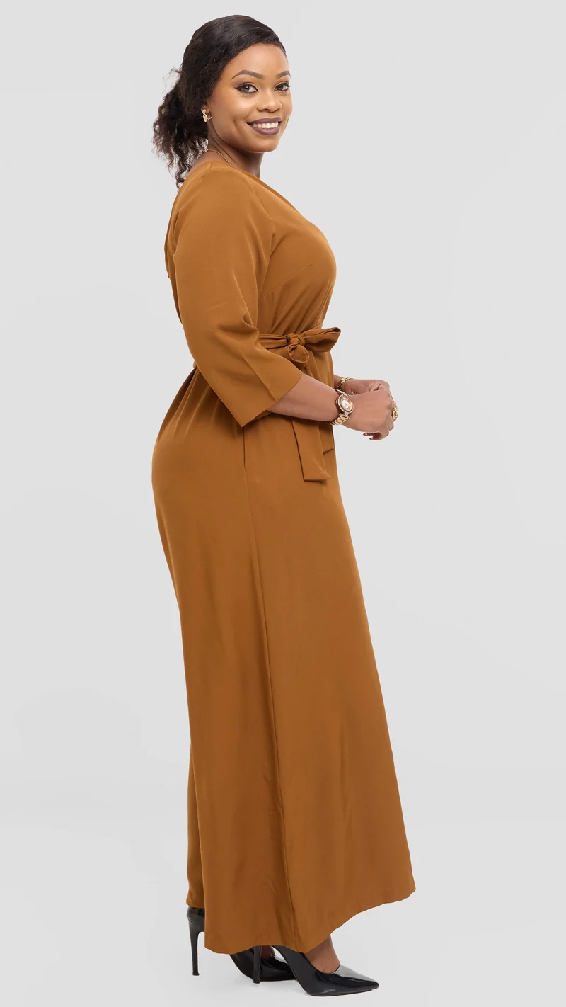Vivo Diella V-Neck Jumpsuit in Crepe - Dark Mustard