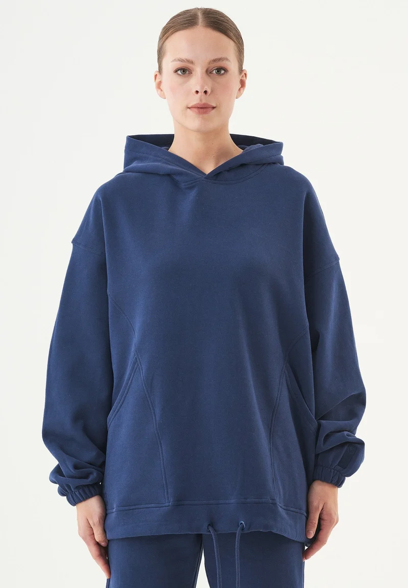 HANDE Soft Touch Oversize Hoodie aus Bio-Baumwolle