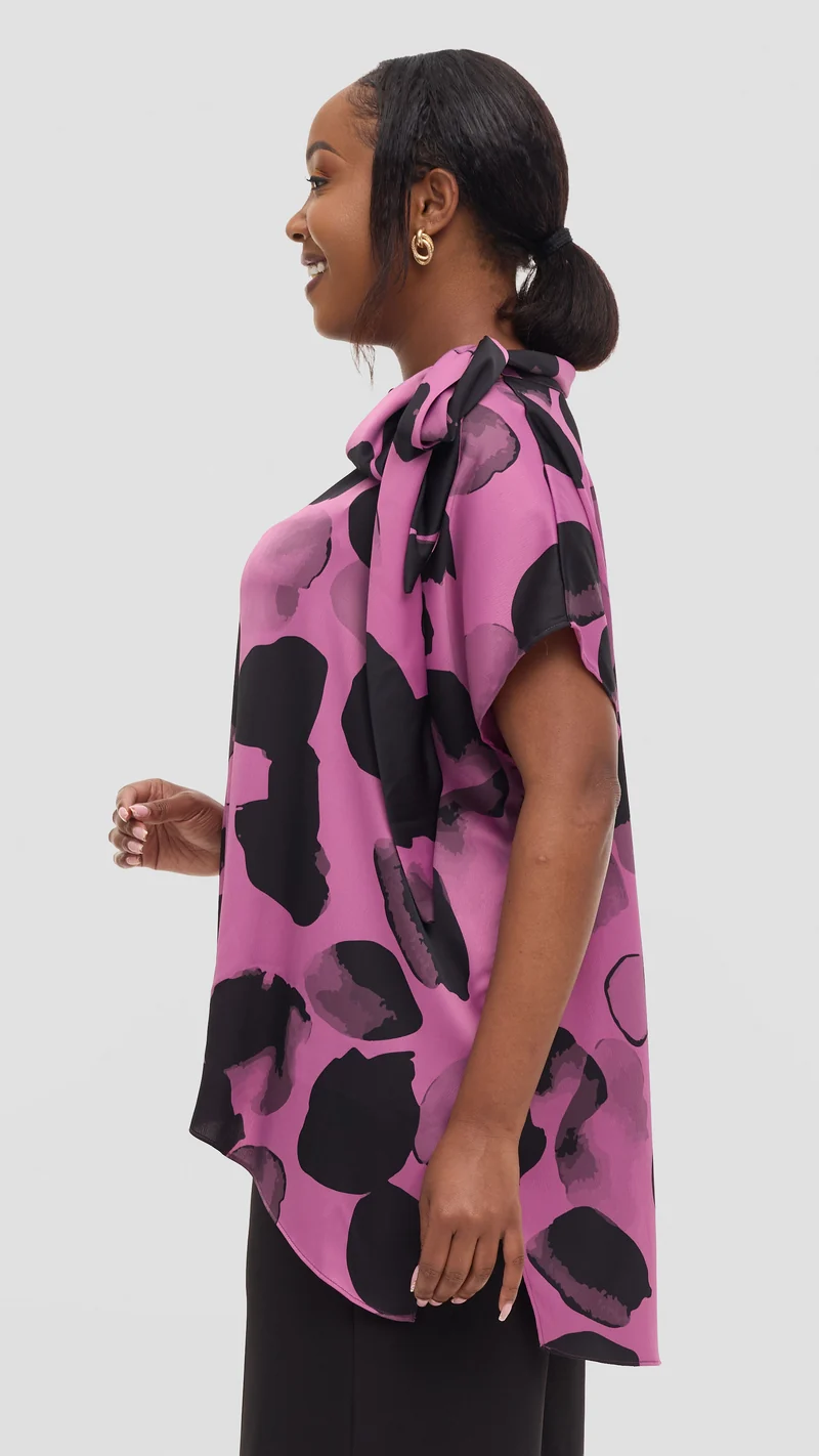 Vivo Takali Tunic Top in Textured Satin - Lilac / Black Arisi Print